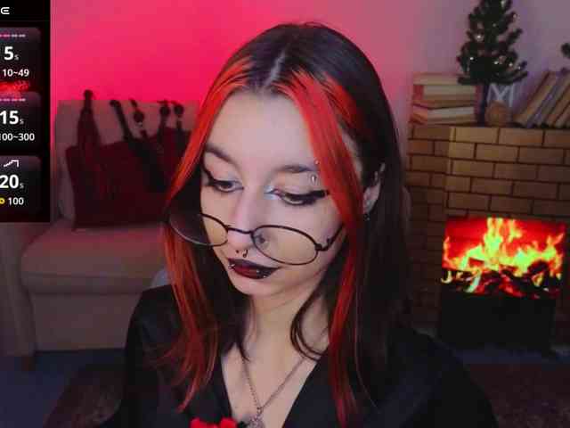 MistressMarcelline webcam