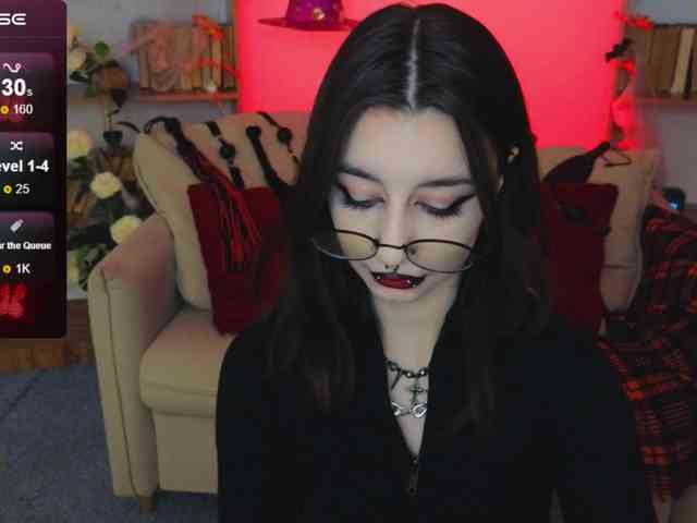 MistressMarcelline webcam