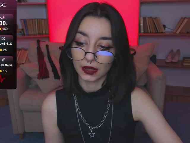 MistressMarcelline webcam