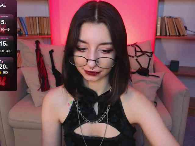 MistressMarcelline webcam
