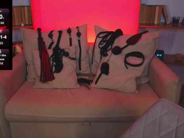 MistressMarcelline webcam