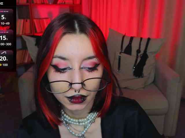 MistressMarcelline webcam