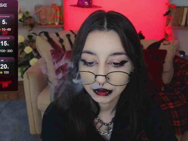 MistressMarcelline webcam
