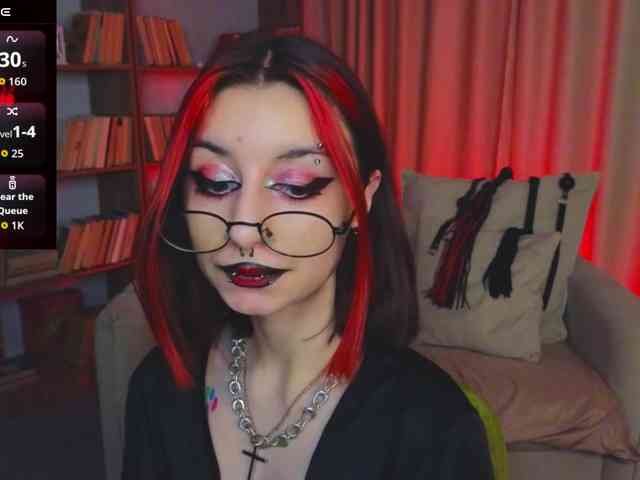 MistressMarcelline webcam