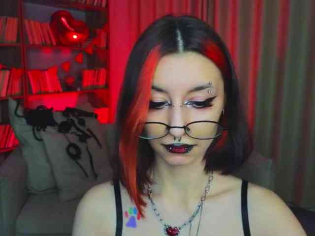 MistressMarcelline webcam