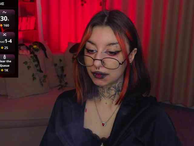 MistressMarcelline webcam