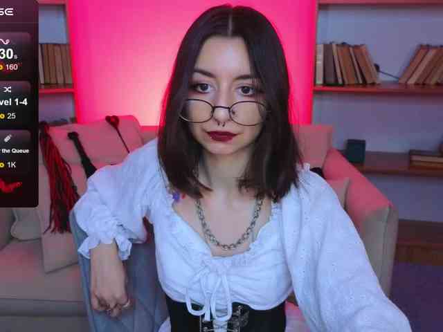 MistressMarcelline webcam