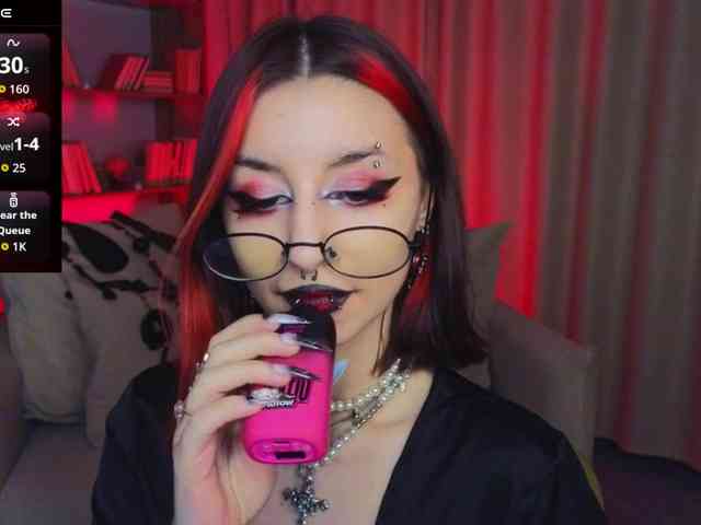 MistressMarcelline webcam