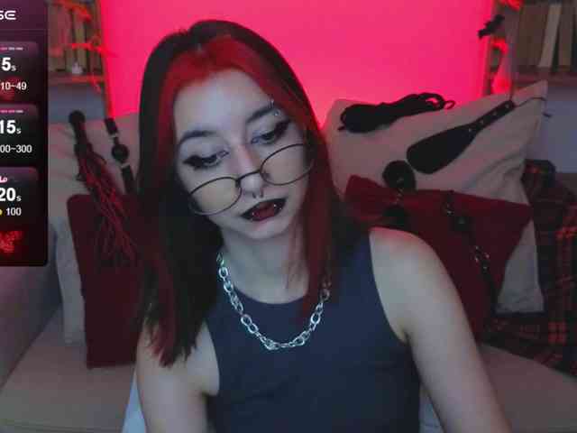 MistressMarcelline webcam