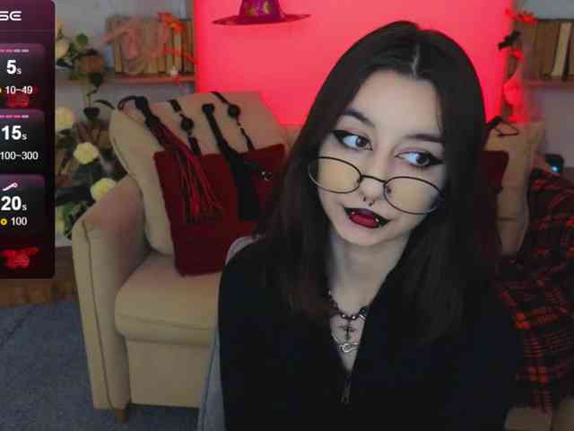 MistressMarcelline webcam