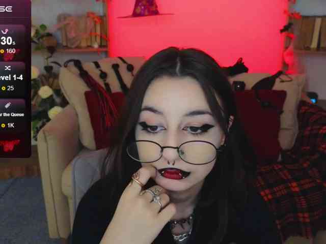 MistressMarcelline webcam