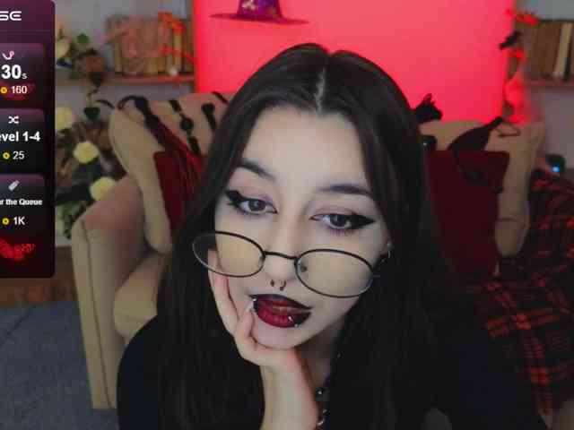 MistressMarcelline webcam