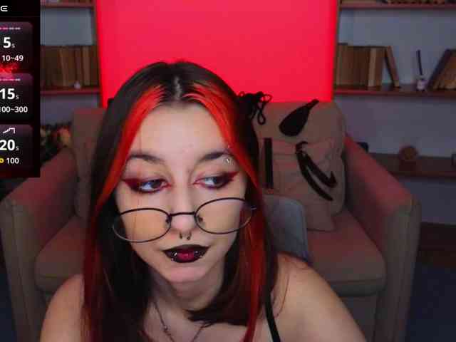 MistressMarcelline webcam