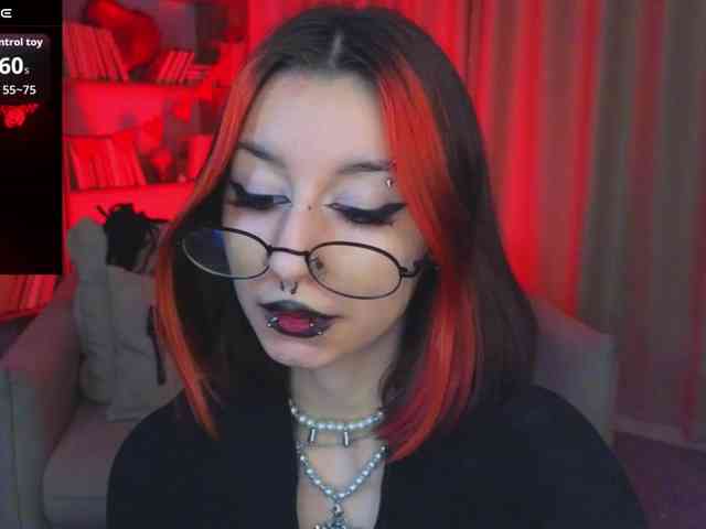 MistressMarcelline webcam