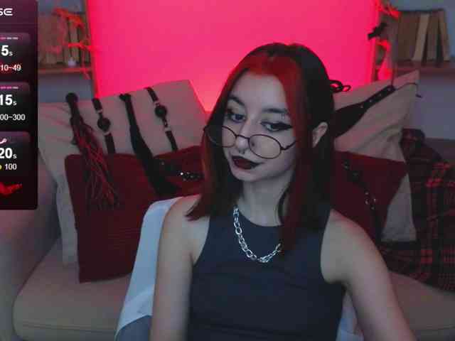 MistressMarcelline webcam