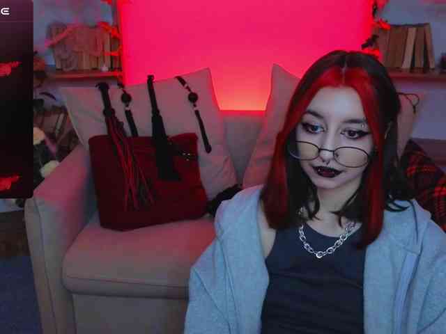 MistressMarcelline webcam