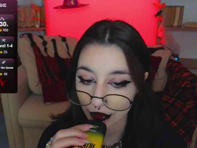 MistressMarcelline webcam