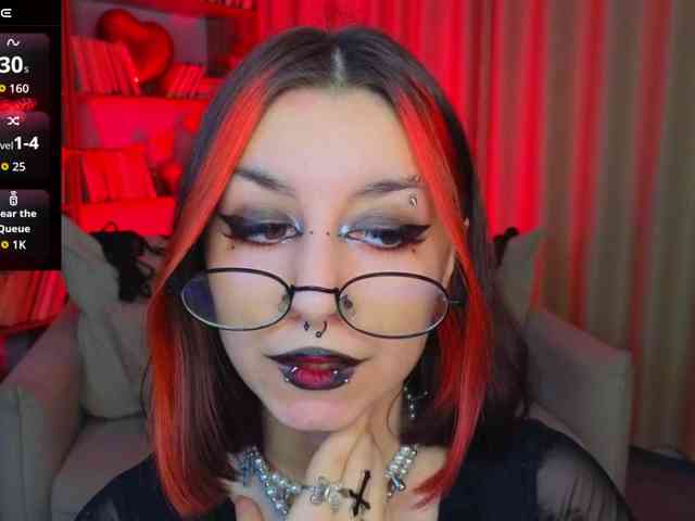 MistressMarcelline webcam