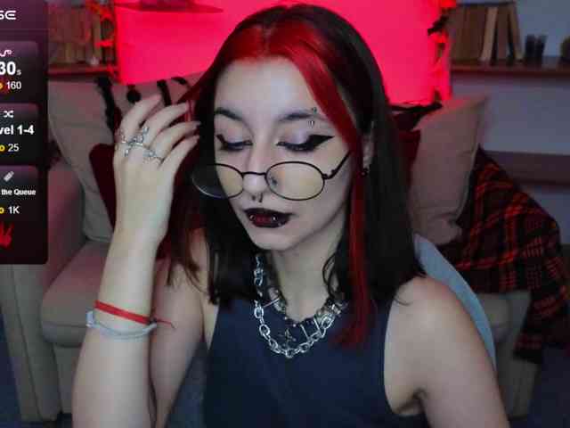 MistressMarcelline webcam