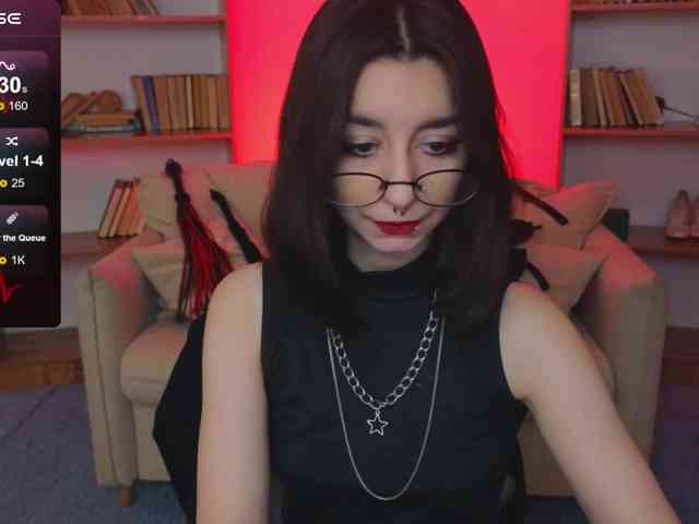 MistressMarcelline webcam