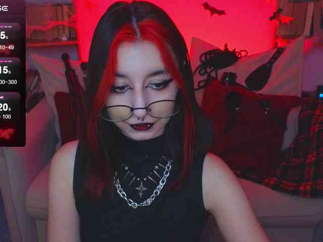 MistressMarcelline webcam