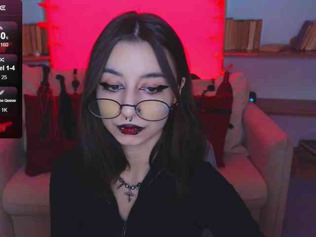 MistressMarcelline webcam