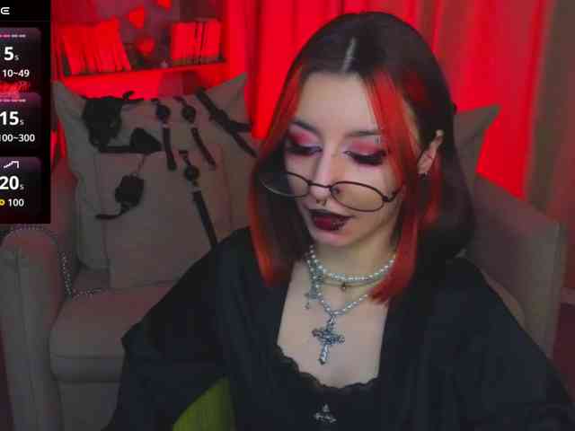 MistressMarcelline webcam