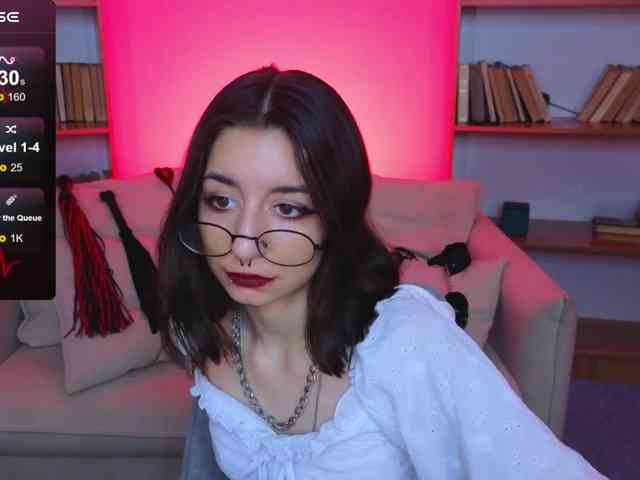 MistressMarcelline webcam