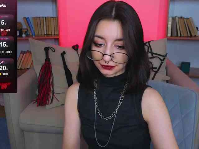MistressMarcelline webcam