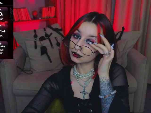 MistressMarcelline webcam