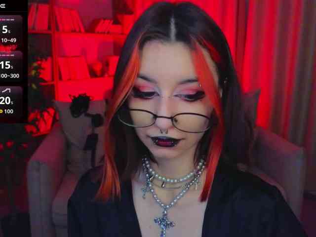 MistressMarcelline webcam