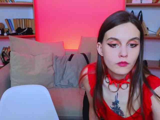 strip chatroom MistressMarcelline