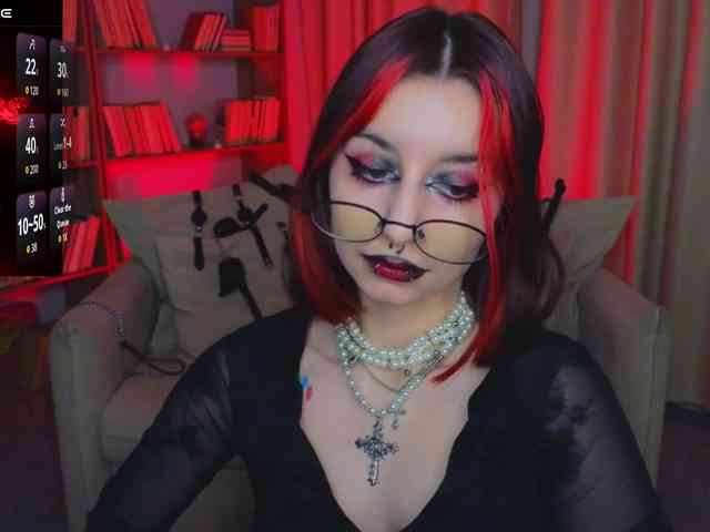 MistressMarcelline webcam