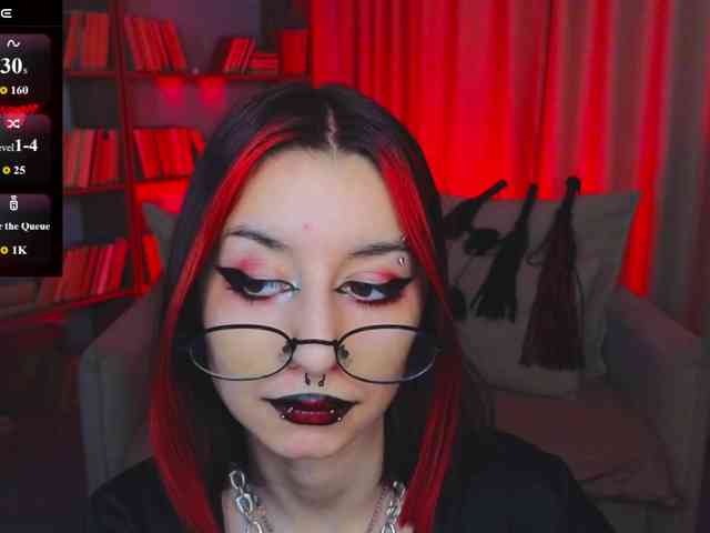 MistressMarcelline webcam