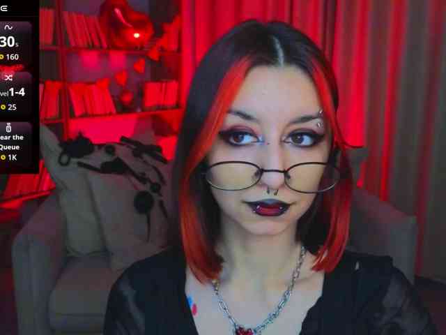 MistressMarcelline webcam