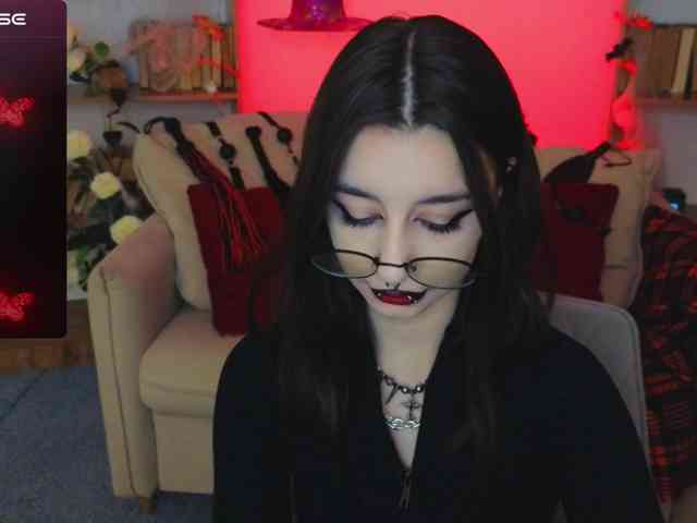 MistressMarcelline webcam