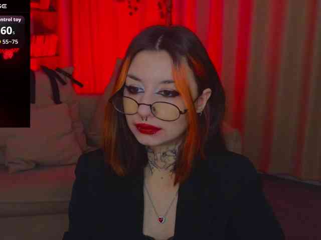 MistressMarcelline webcam