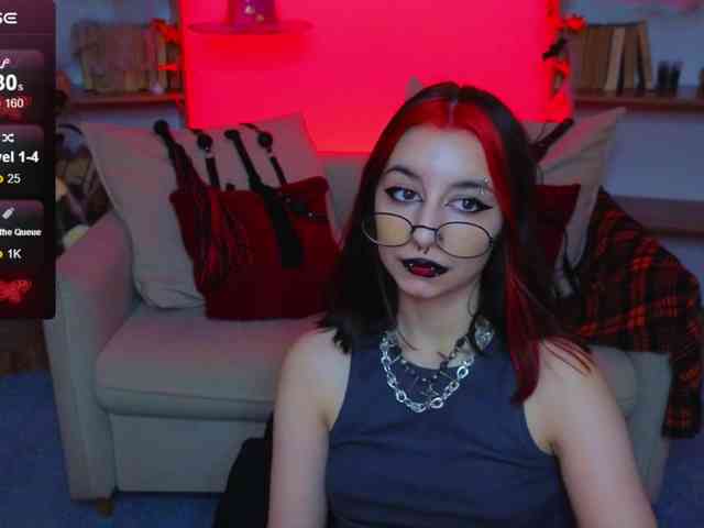 MistressMarcelline webcam