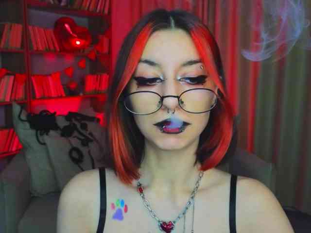 MistressMarcelline webcam