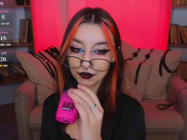 MistressMarcelline MistressMarcelline