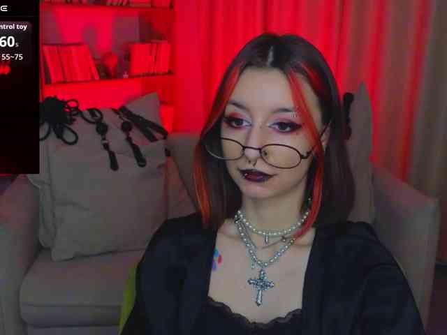 MistressMarcelline webcam