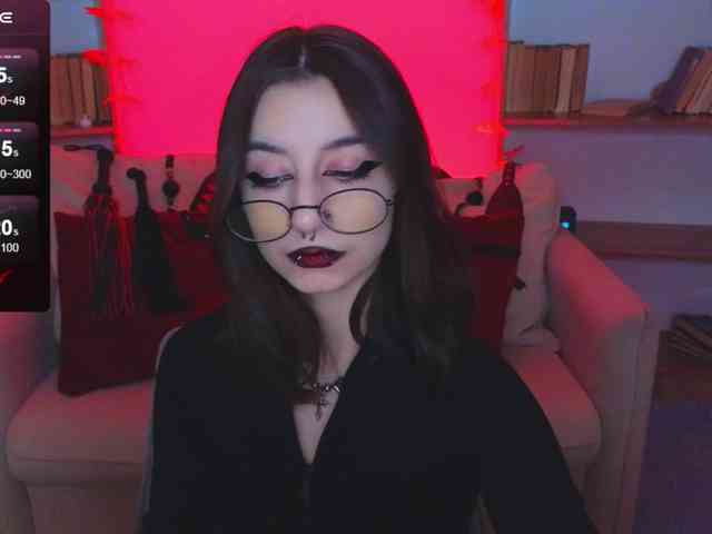 MistressMarcelline webcam