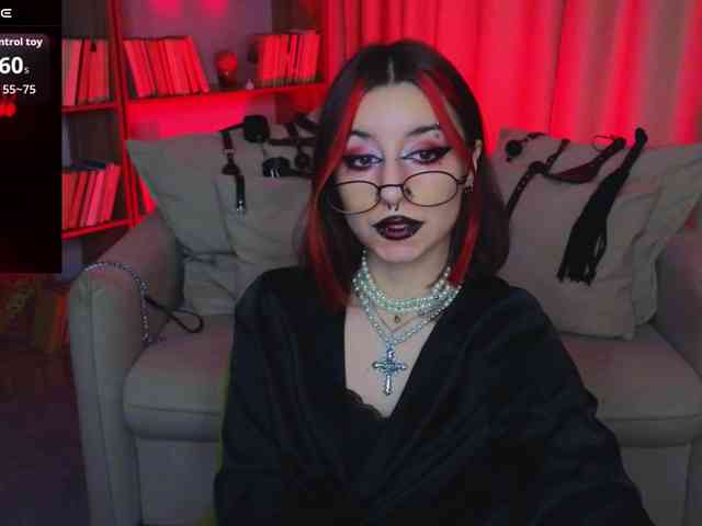 MistressMarcelline webcam