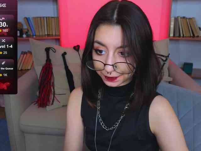 MistressMarcelline webcam