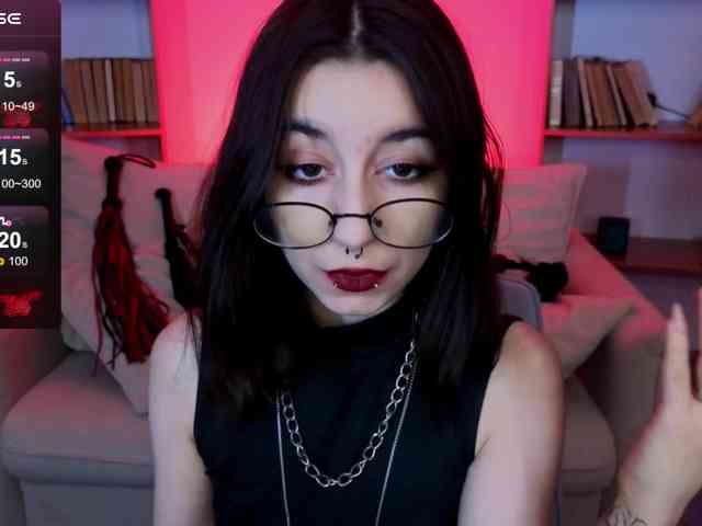 MistressMarcelline webcam
