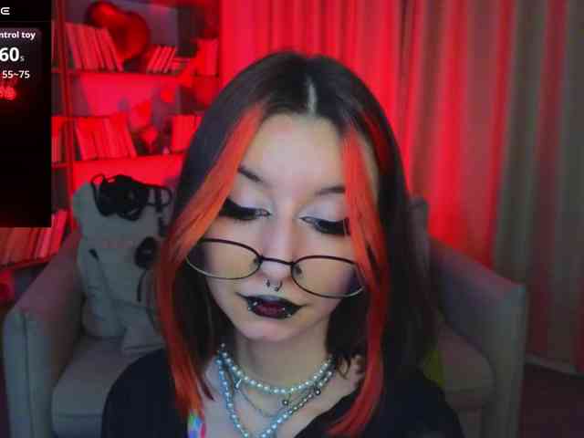 MistressMarcelline webcam