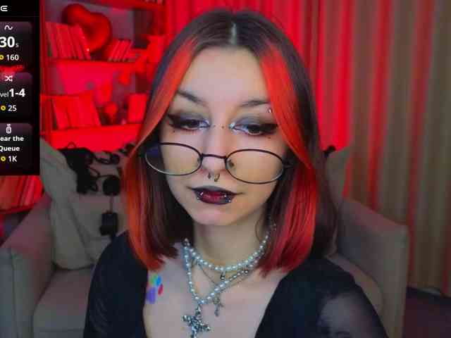 MistressMarcelline webcam