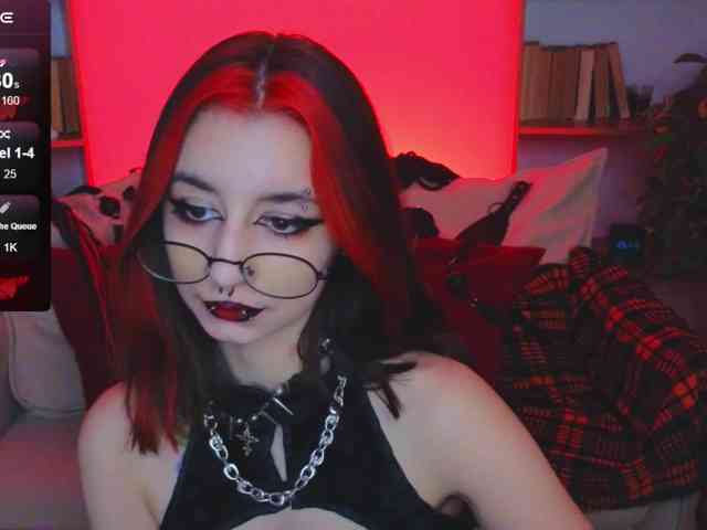 MistressMarcelline webcam