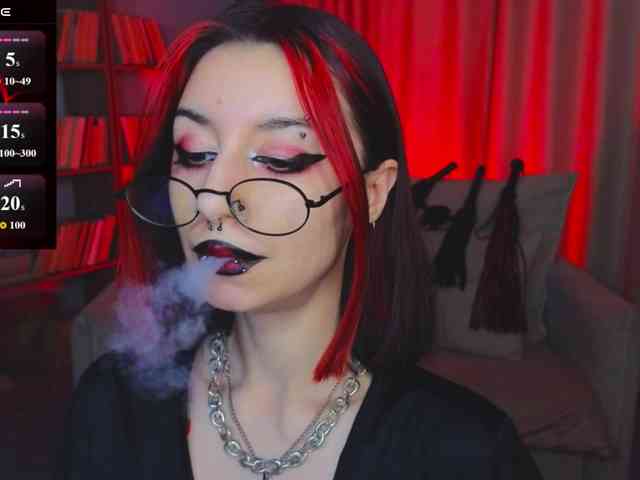 MistressMarcelline webcam