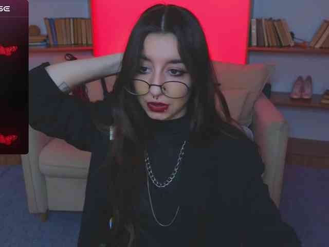 MistressMarcelline webcam